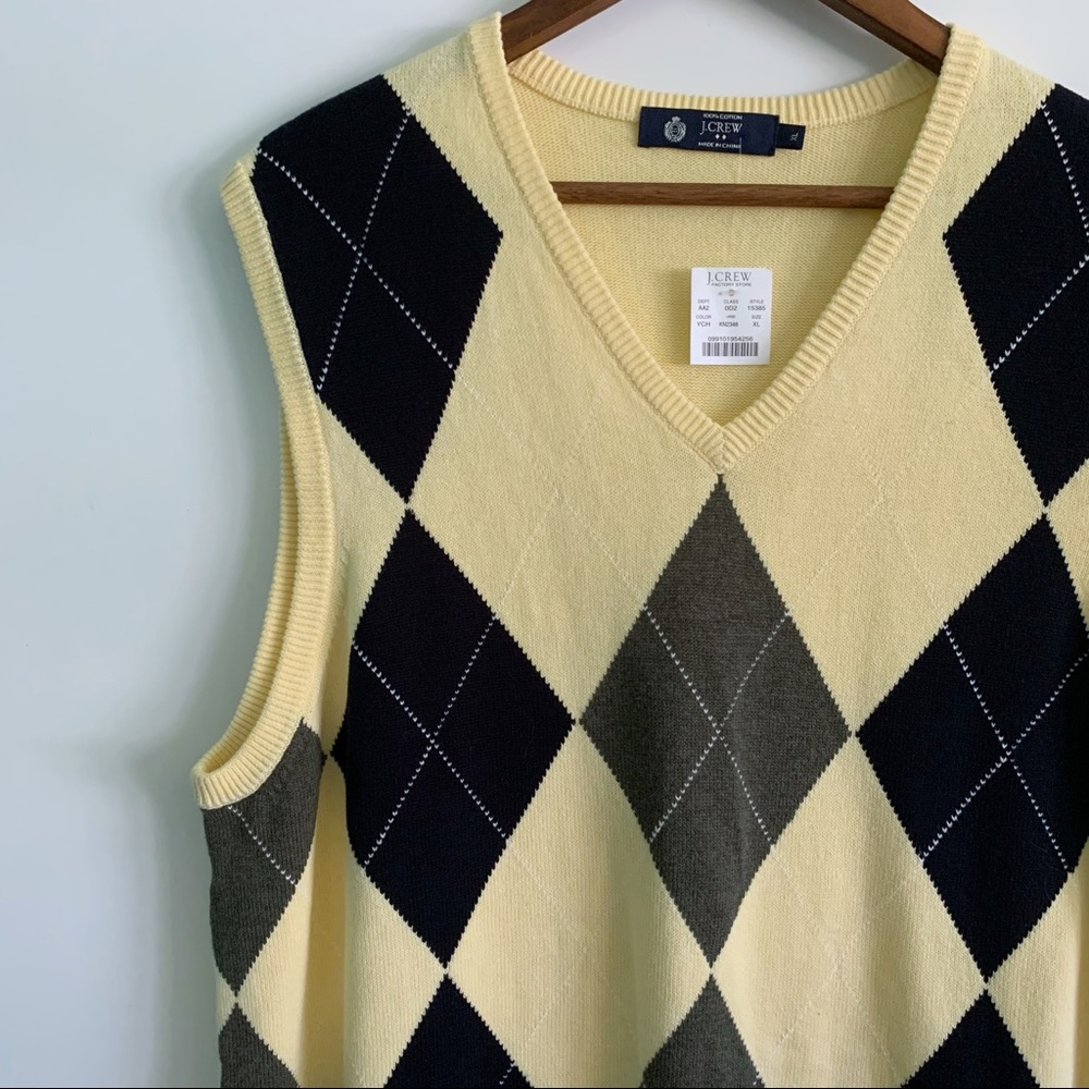 J. Crew Men Yellow Argyle V-Neck Golf Vest - Picture 2 of 5